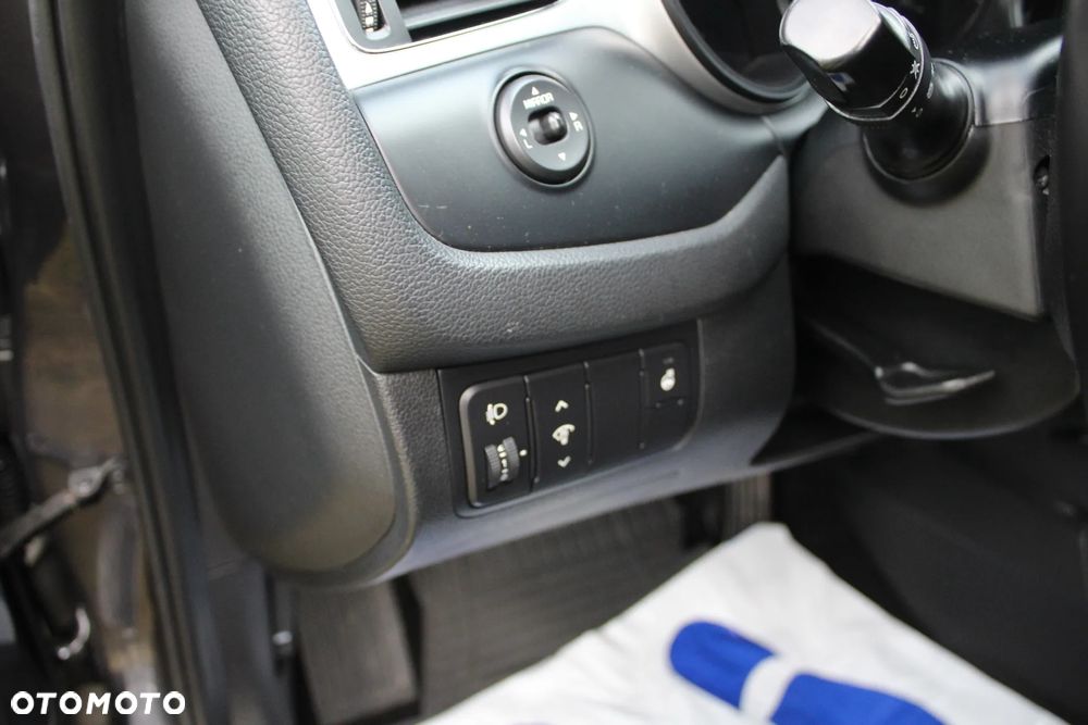 Kia Ceed 1.6 GDI Dream-Team Edition - 24