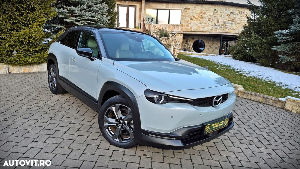 Mazda MX-30 e-SKYACTIV EXCLUSIVE-LINE
