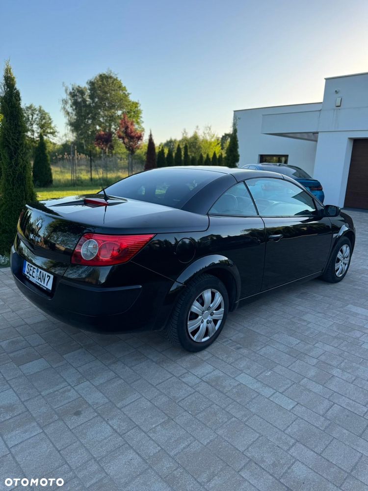 Renault Megane 1.6 Dynamique - 26