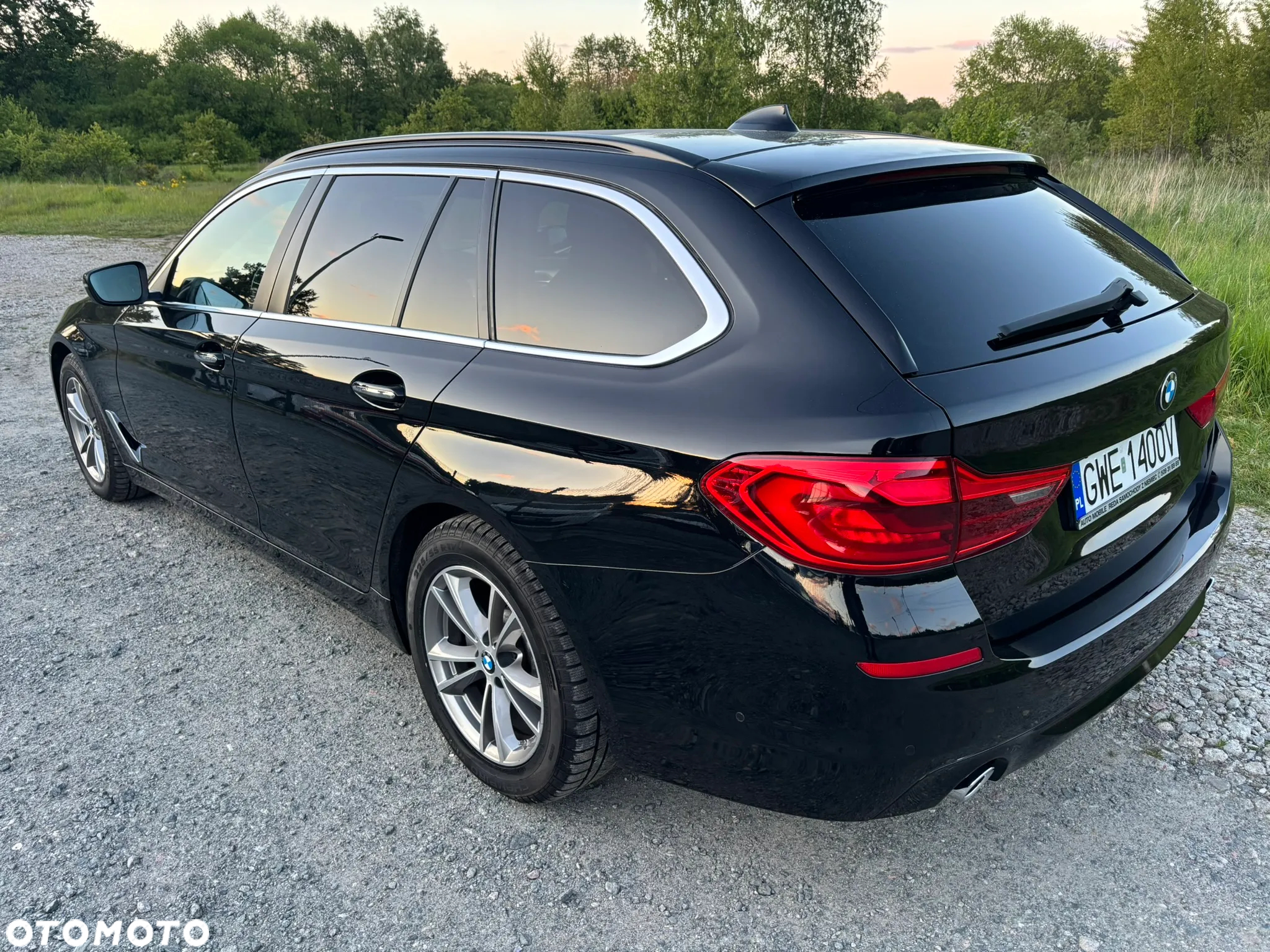 BMW Seria 5 520d xDrive - 23