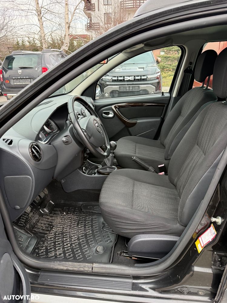 Dacia Duster 1.6 4x4 Laureate - 6