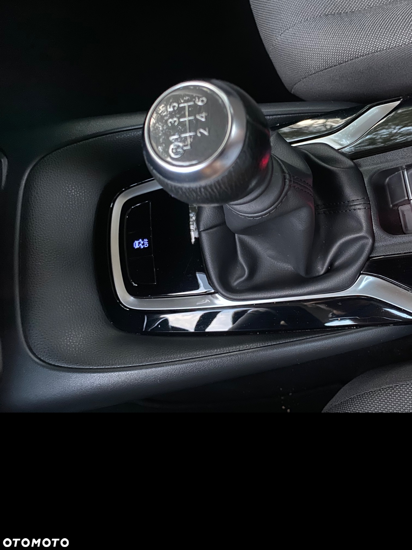 Toyota Corolla 1.5 Comfort - 21
