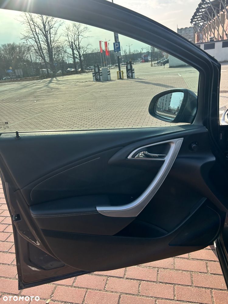 Opel Astra 1.4 Turbo - 24
