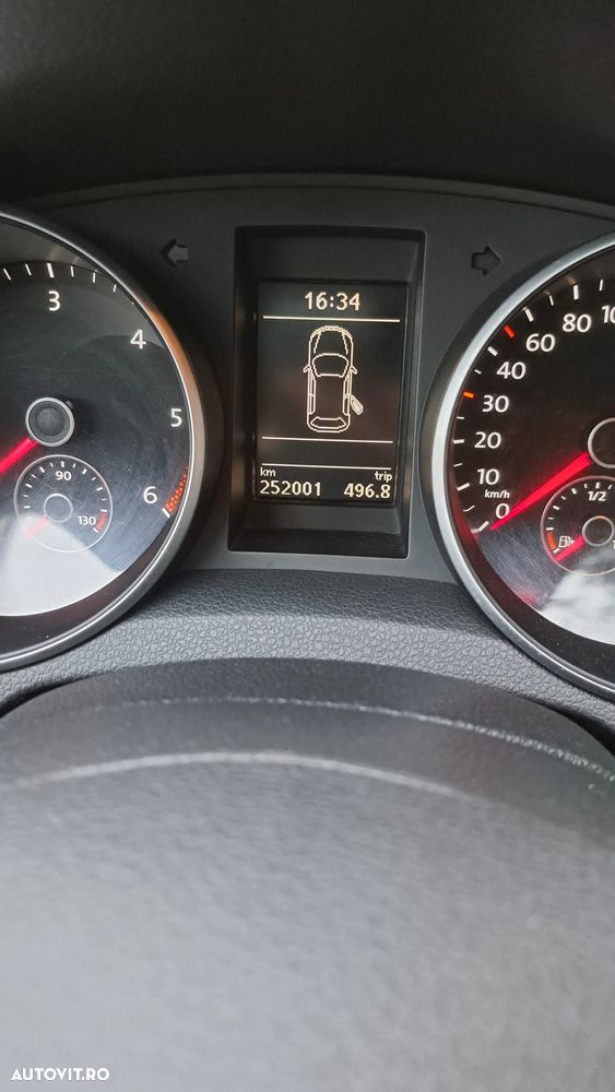 Volkswagen Golf 1.6 TDI DPF DSG Highline - 2