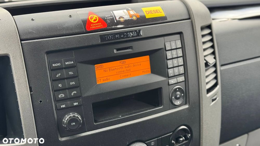 Mercedes-Benz Sprinter - 9