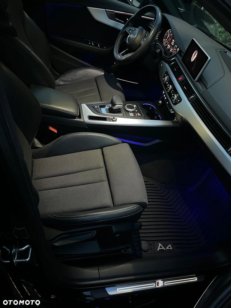 Audi A4 Avant - 32
