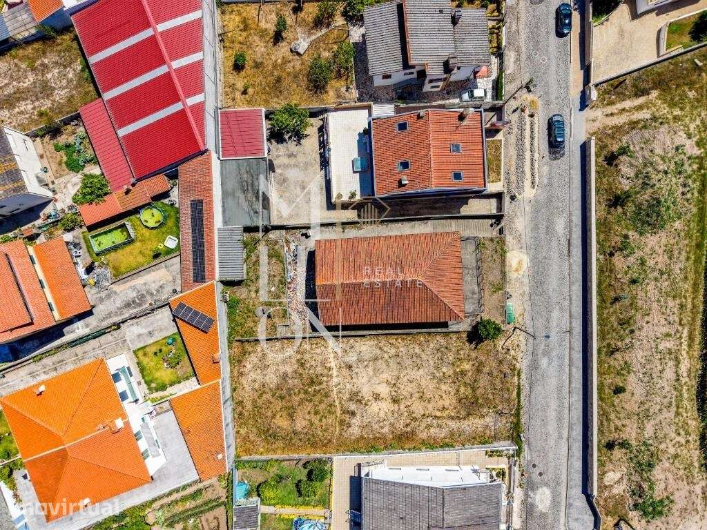 Moradia Térrea para restauro - Grande imagem: 4/15