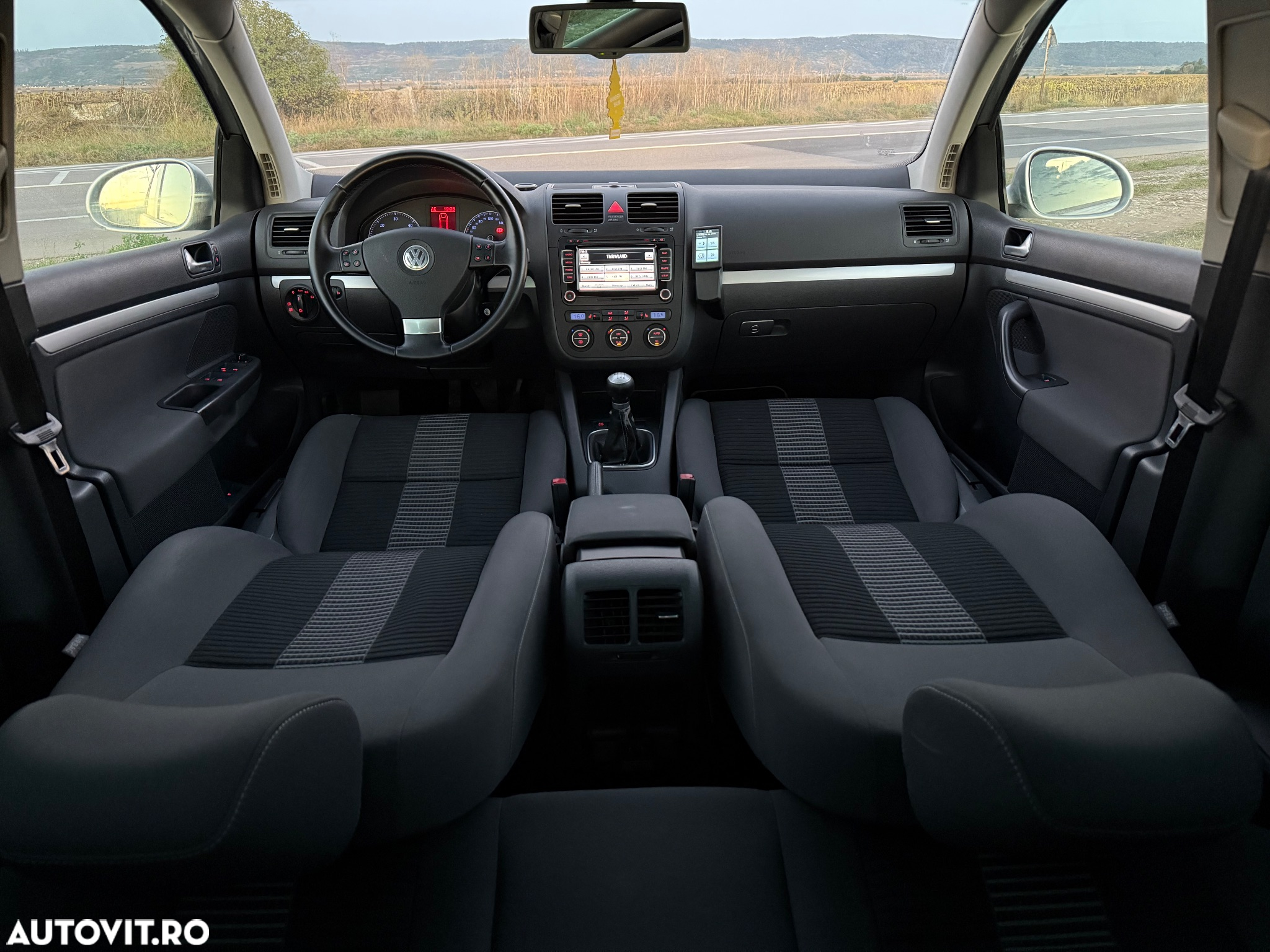 Volkswagen Golf 2.0 TDI Highline - 8