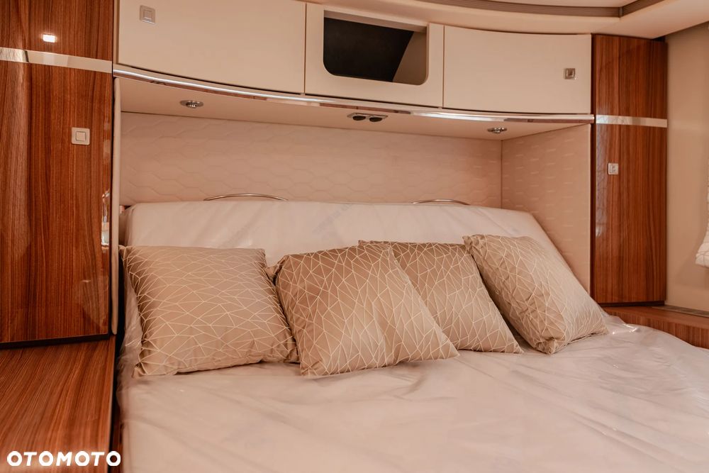 Eura Mobil 890 QB - 10