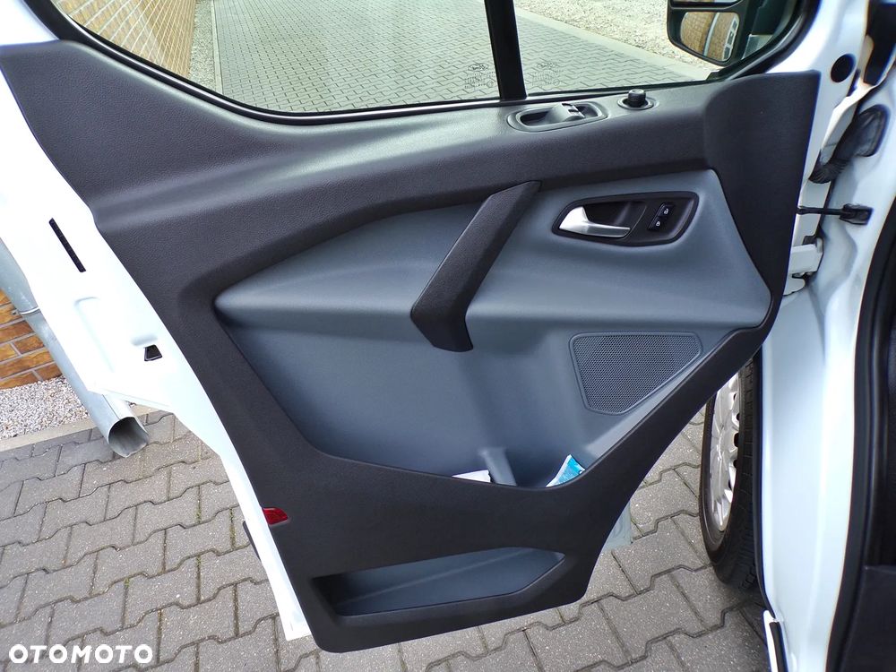 Ford Transit CUSTOM - 17