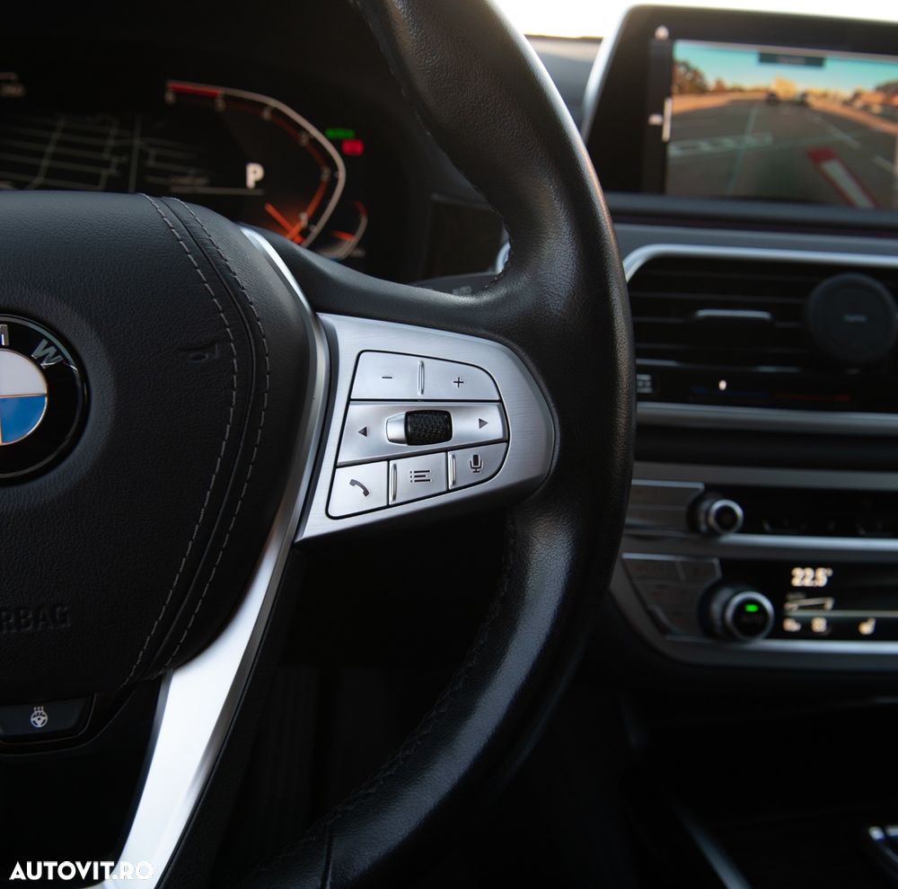 BMW Seria 7 730Ld xDrive - 22
