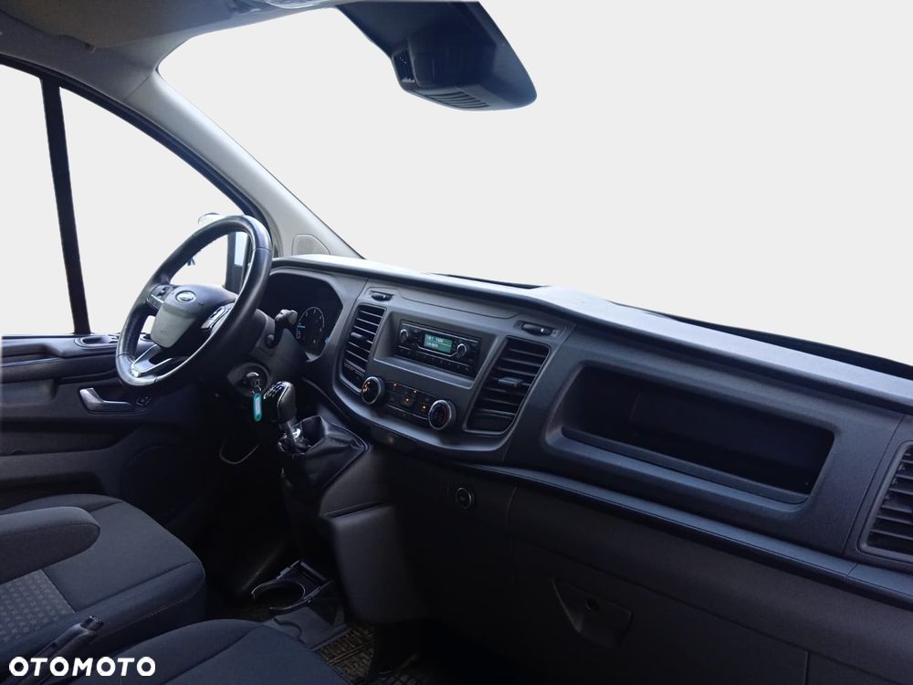 Ford Transit Custom - 27