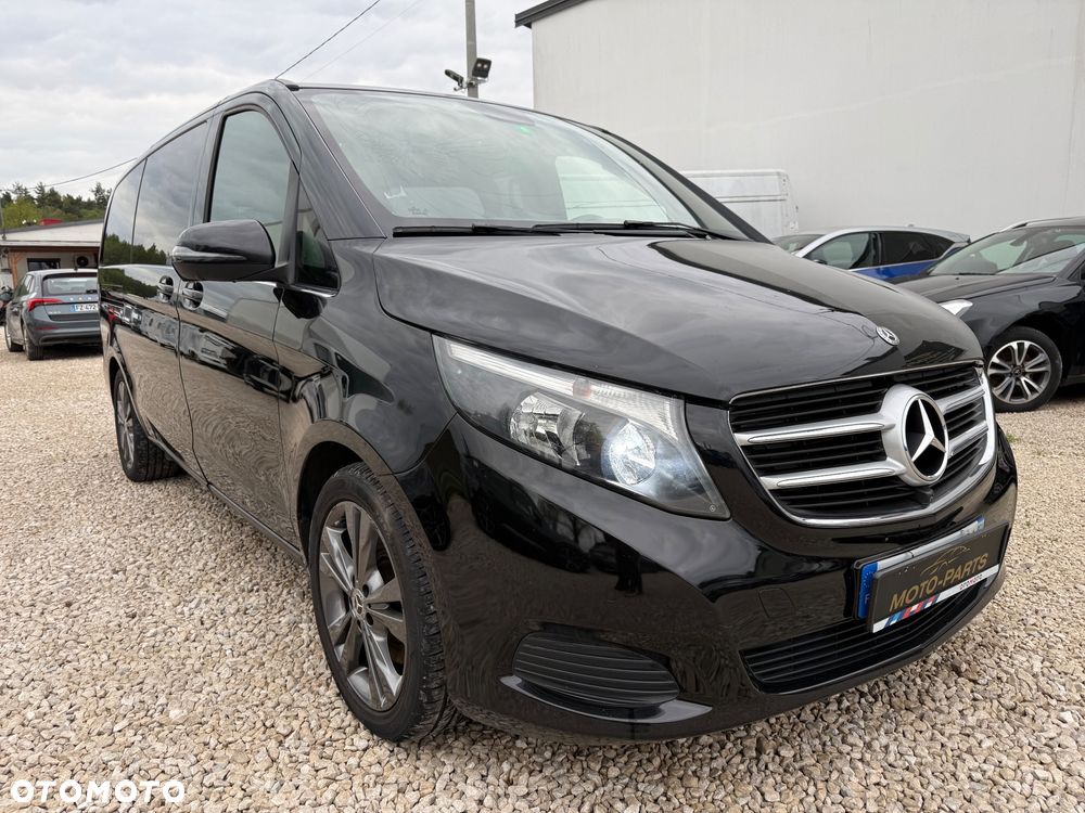 Mercedes-Benz Klasa V - 2