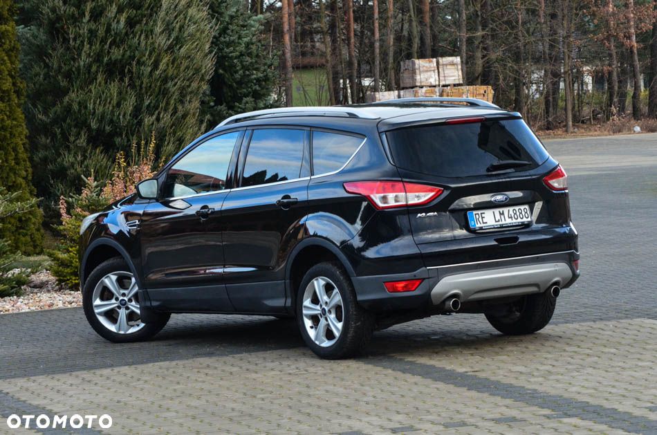 Ford Kuga 2.0 TDCi 4WD Titanium - 23
