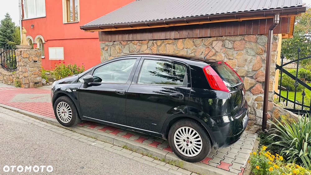 Fiat Grande Punto 2008 photo 3