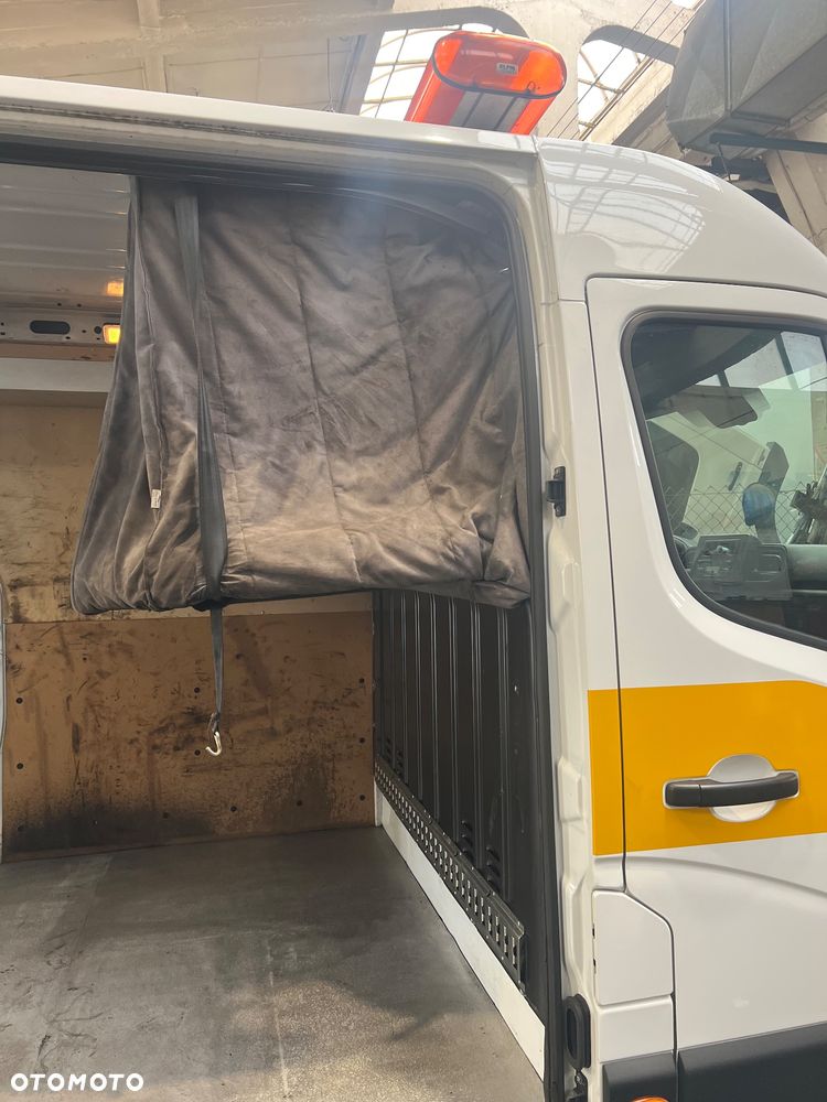 Renault Master - 18