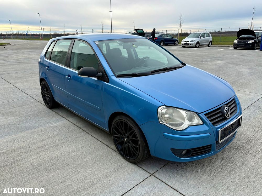 Volkswagen Polo 1.2 Sportline - 2