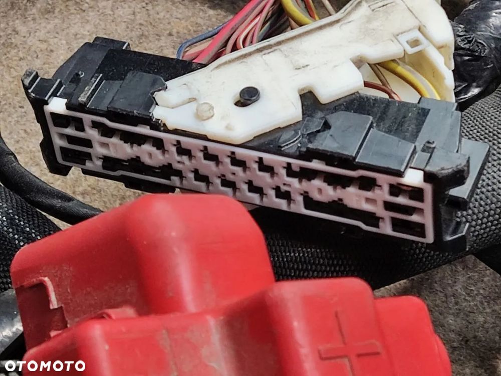 JEEP GRAND CHEROKEE WK2 6.4 SRT 16-21r Wiązka Instalacja Komory Silnika - 10