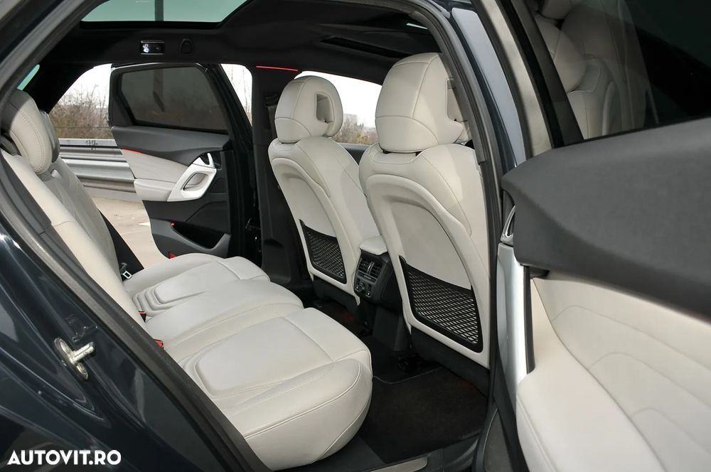Citroën DS5 HDi 165 SportChic - 8