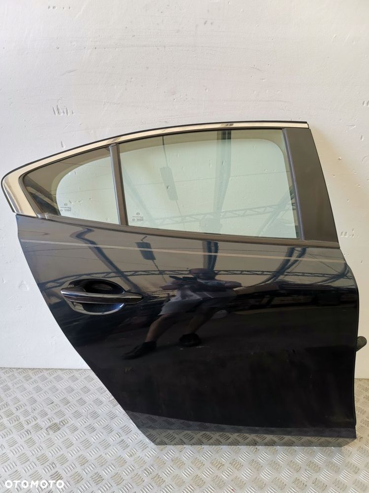 MAZDA 3 IV BP 2019 USA DRZWI PRAWE TYLNE SEDAN - 1