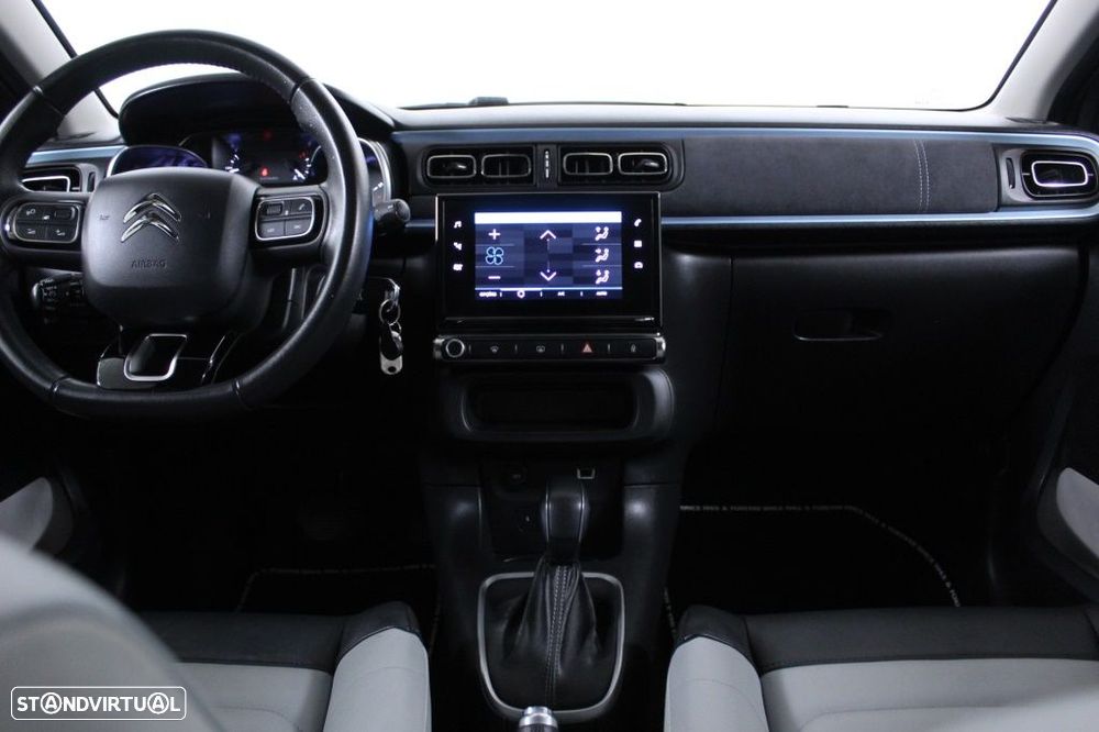 Citroën C3 1.2 PureTech Shine EAT6 - 17