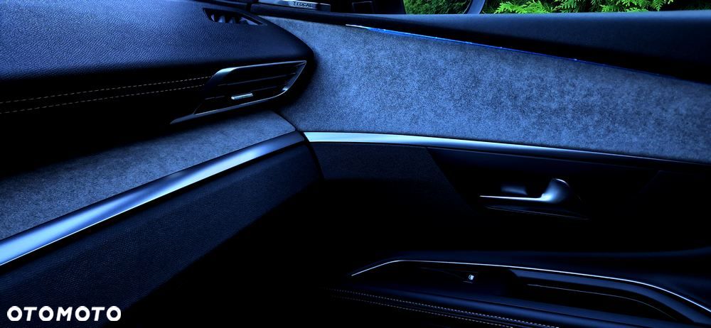 Peugeot 5008 BlueHDi 180 EAT8 GT - 26