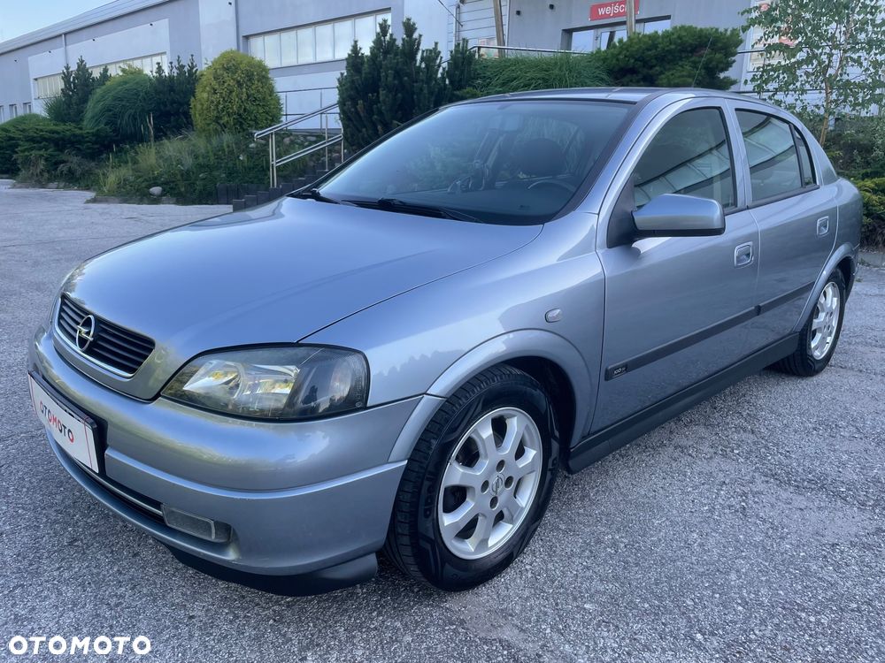 Opel Astra 1.6 Elegance - 21