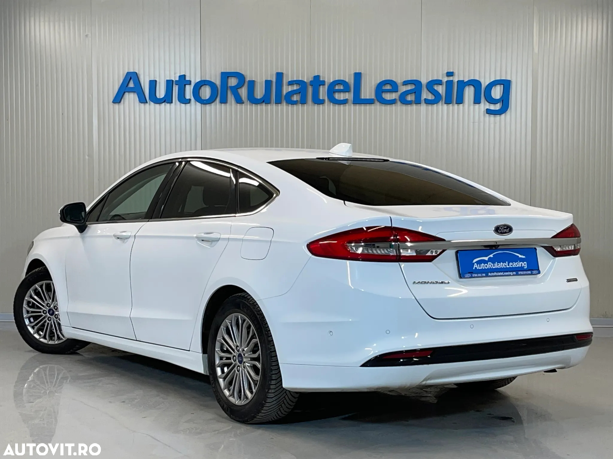 Ford Mondeo 2.0 HEV Titanium - 4