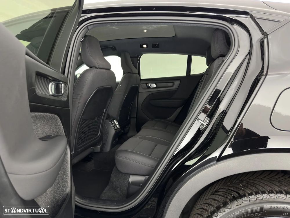 Volvo C40 Recharge 69 kWh Single Motor RWD Core — fotografia 7