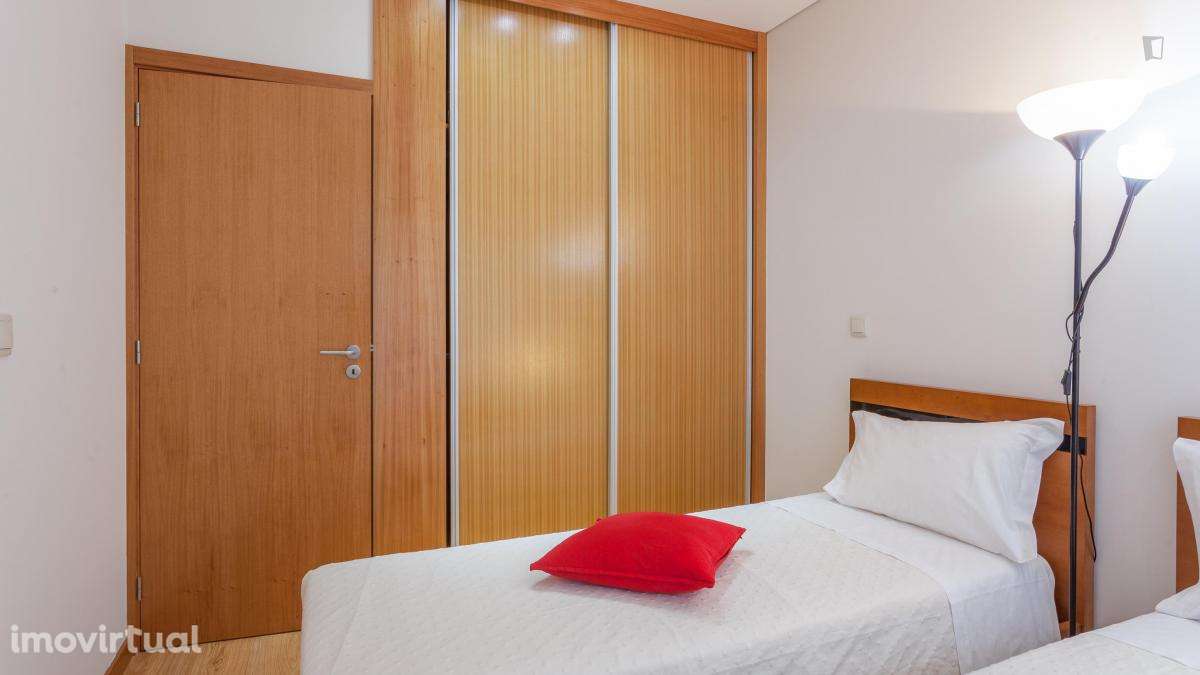 Apartamento com 1 quartos - localizado em Santo Ildefonso Porto - Grande imagem: 5/29