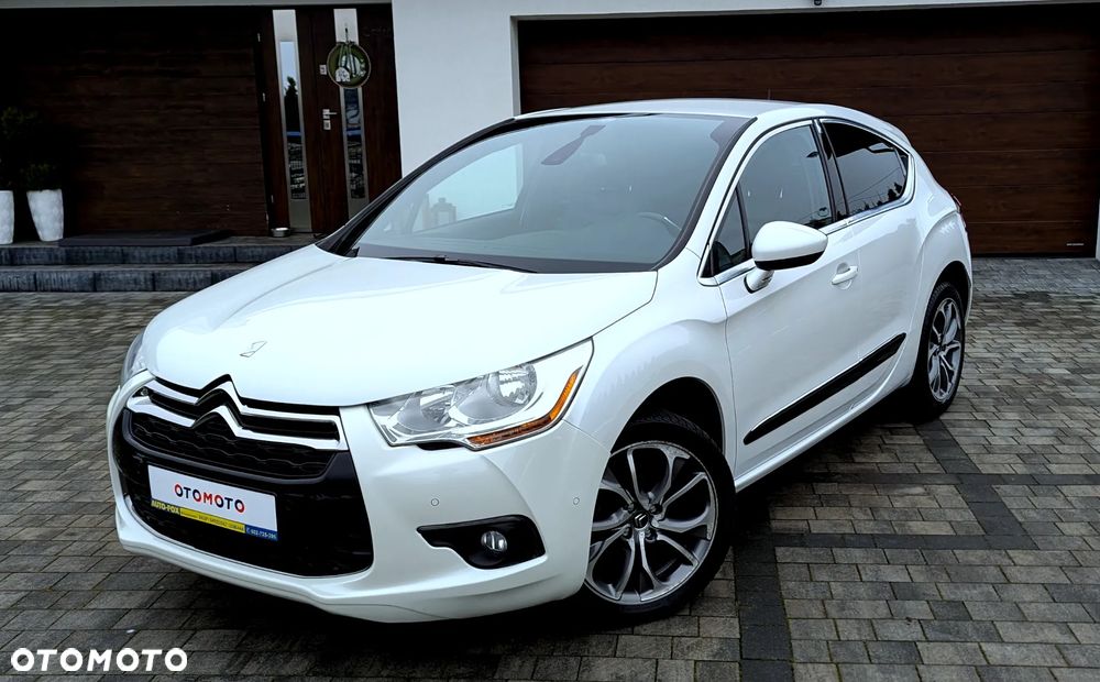 Citroën DS4 VTi 120 Urban Show - 3