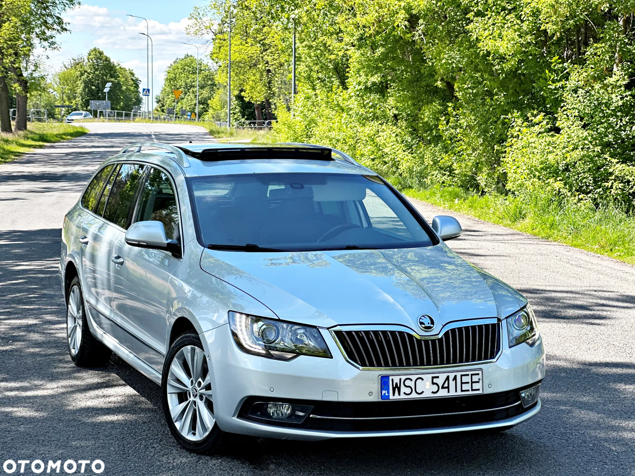 Skoda Superb 1.6 TDI Business DSG - 2