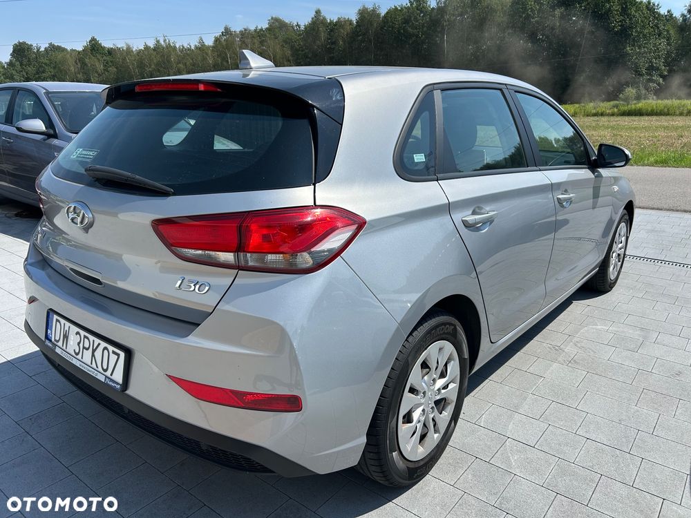 Hyundai i30 1.5 DPI Classic + - 4