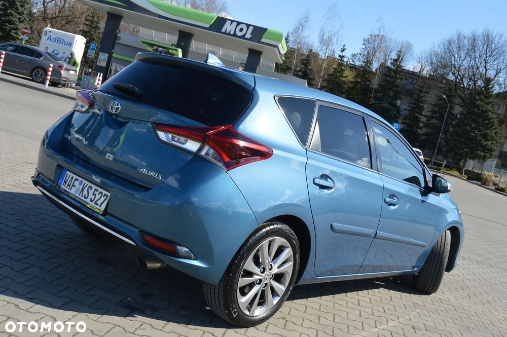 Toyota Auris 1.2 Turbo Executive - 29