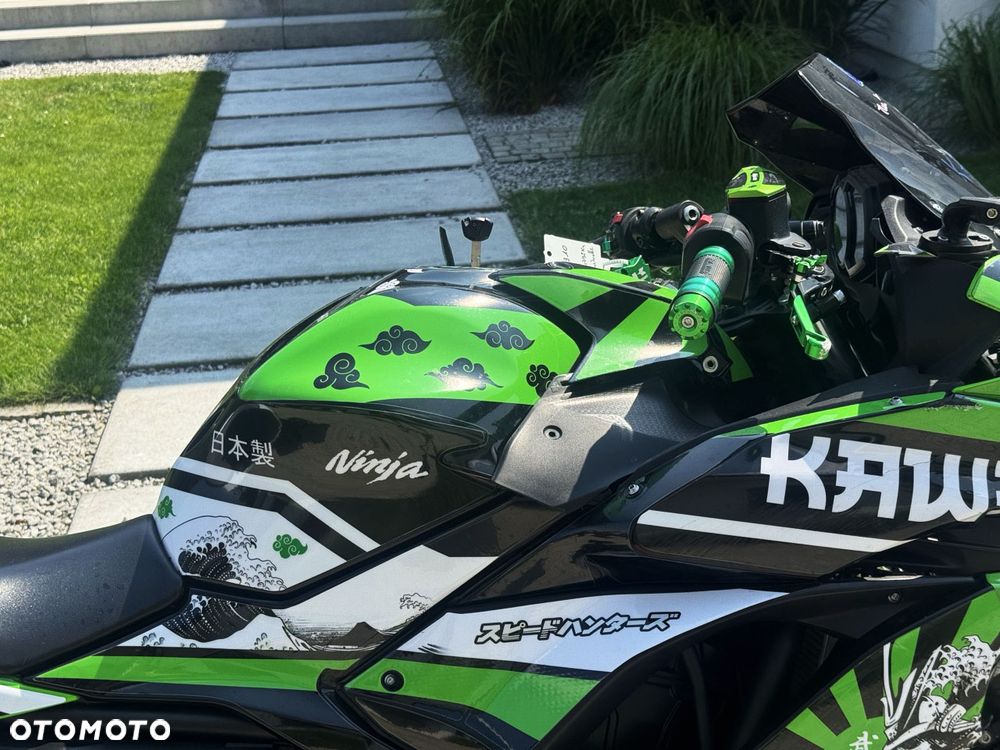 Kawasaki Ninja - 7