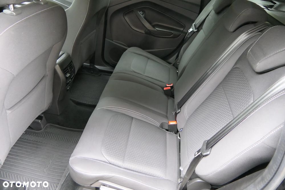 Ford Kuga 1.5 EcoBoost 2x4 ST-Line - 22