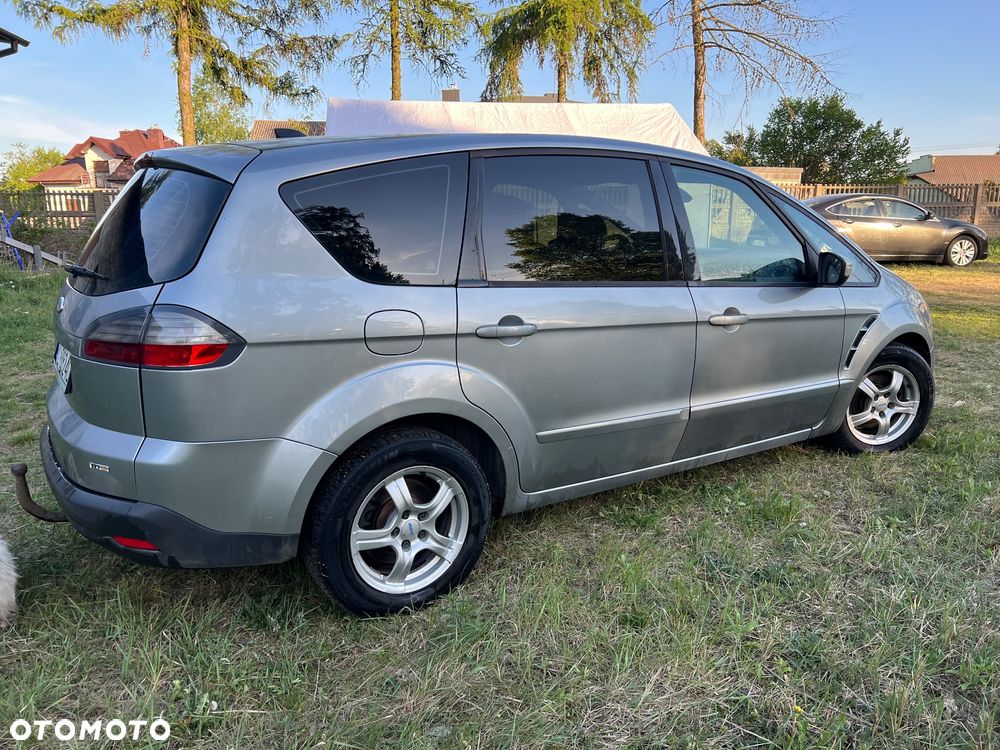 Ford S-Max - 4