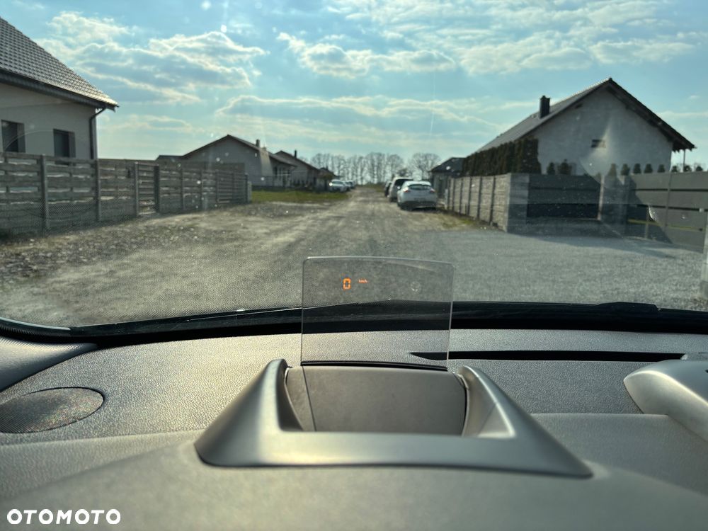 Peugeot 3008 HDi 160 Automatik Allure - 22