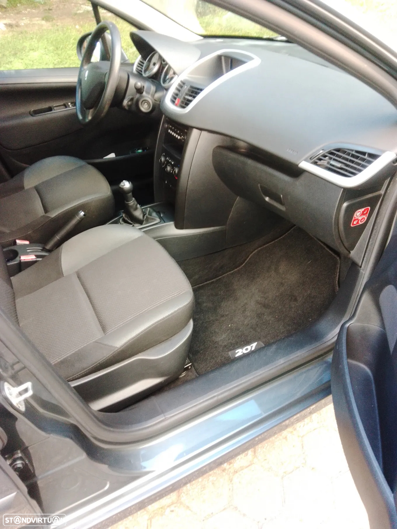 Peugeot 207 SW 1.4 Premium - 7