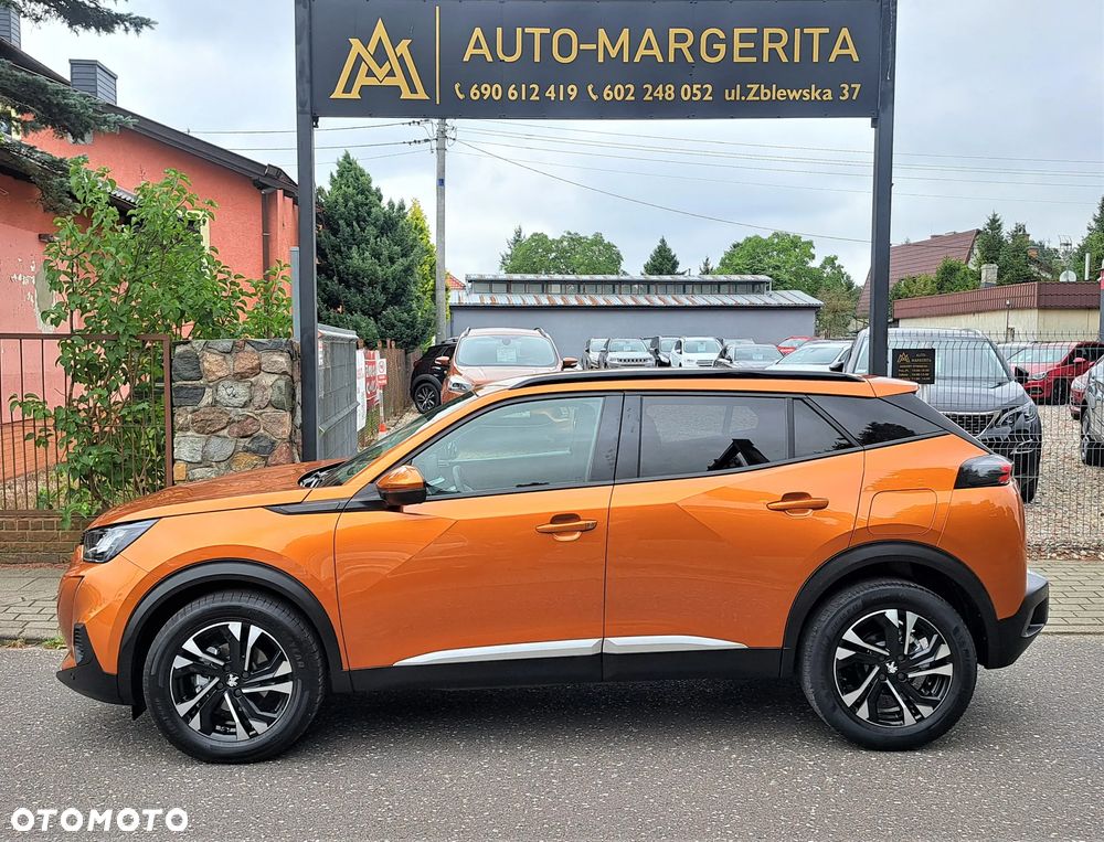 Peugeot 2008 1.2 Pure Tech GPF Allure S&S - 4