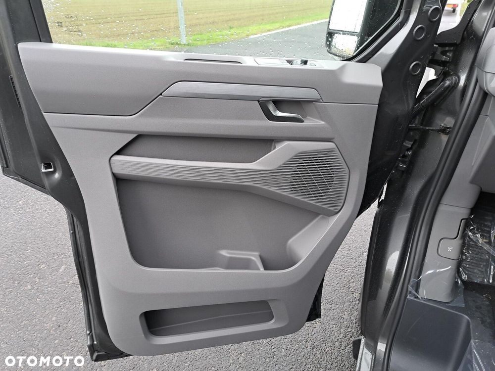 Volkswagen Nowa Caravelle - 35