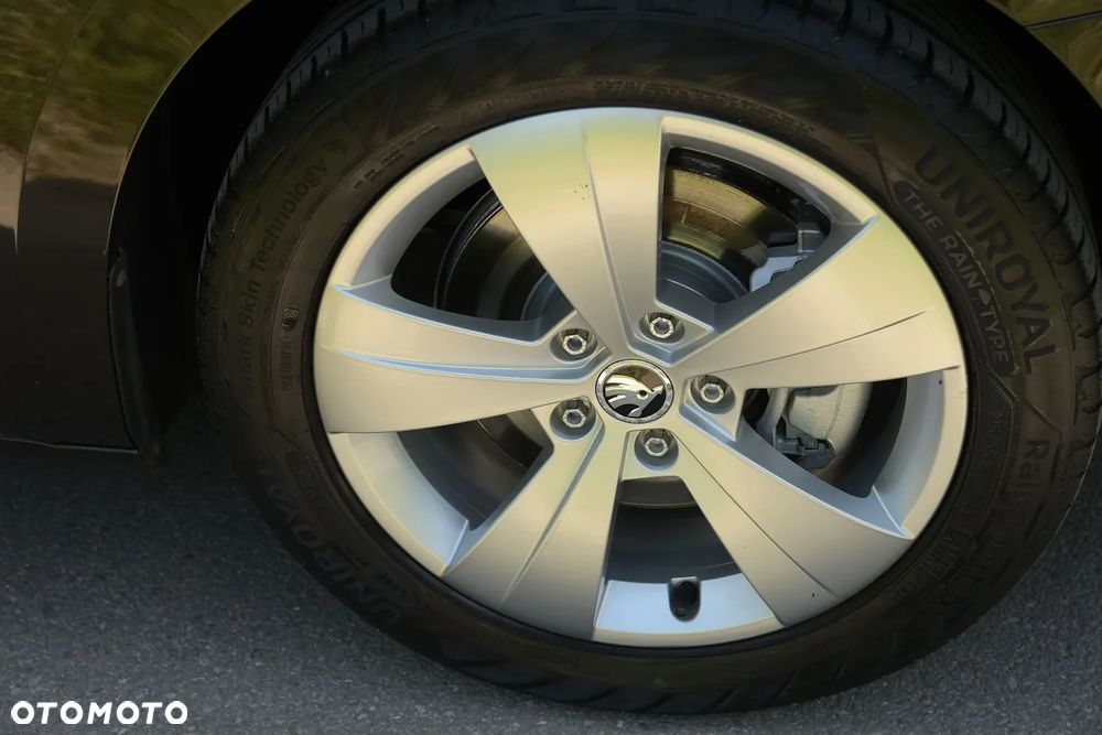 Skoda Superb 2.0 TDI DSG Ambition - 15