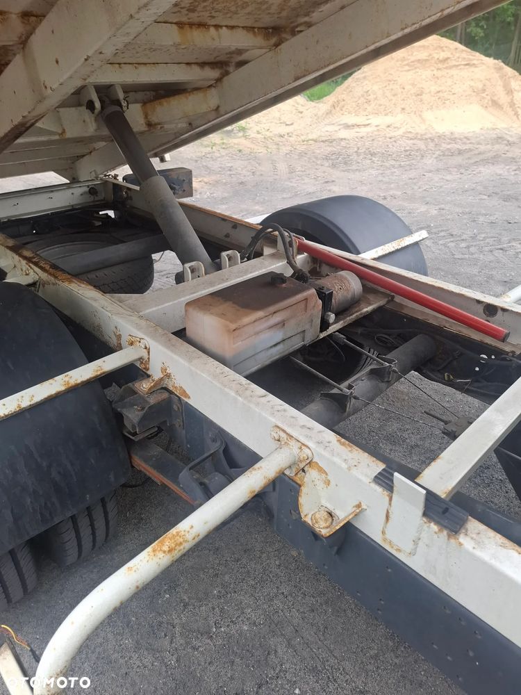 Iveco 35C13 - 21