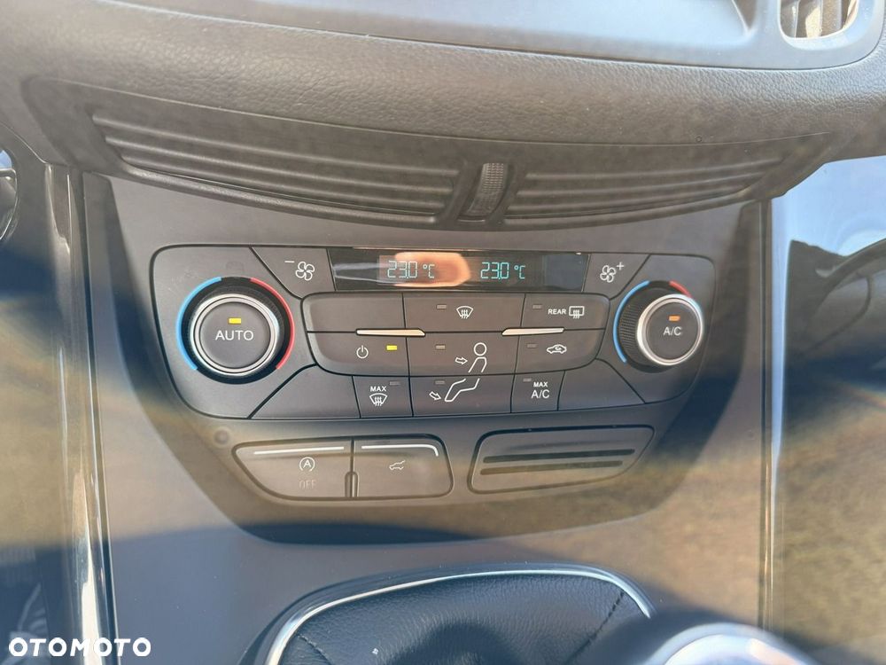 Ford Kuga 2.0 TDCi 4x2 Cool & Connect - 24