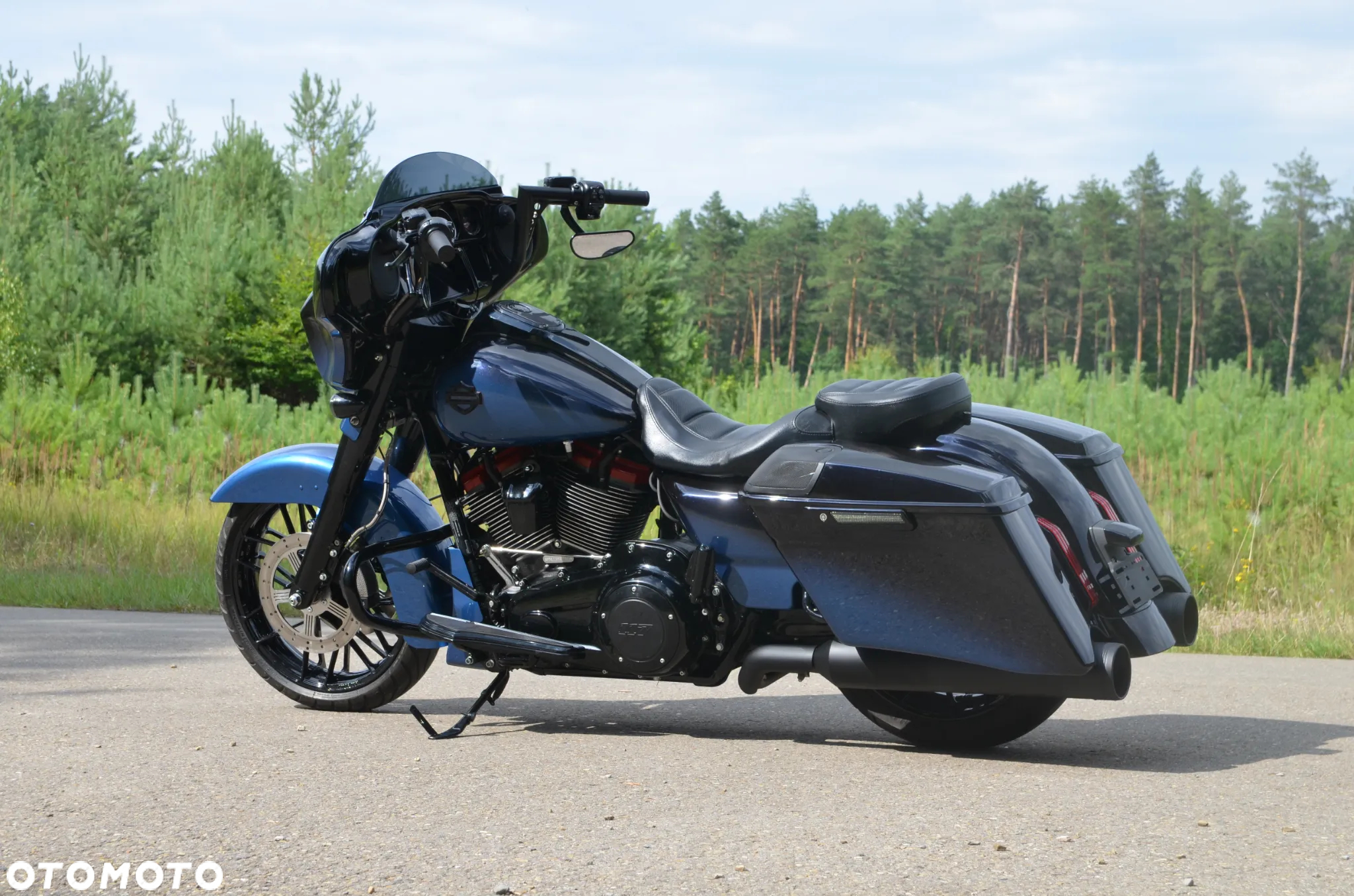 Harley-Davidson CVO Street Glide - 18