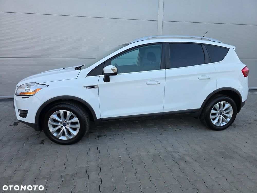 Ford Kuga 2.0 TDCi 4x4 Titanium - 34