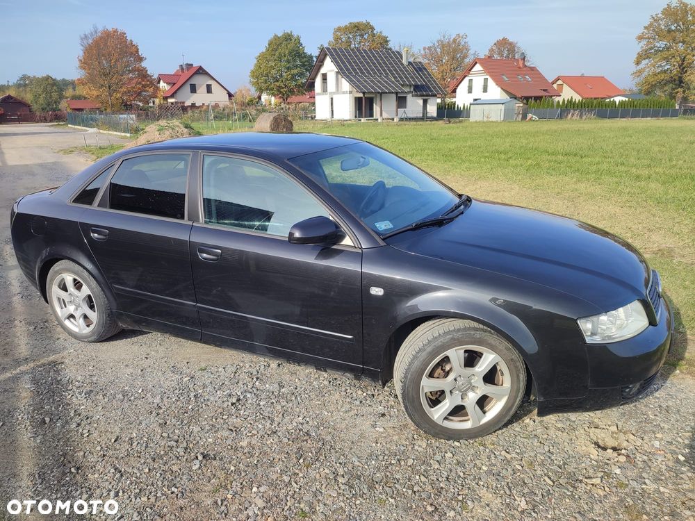 Audi A4 Limousine - 2
