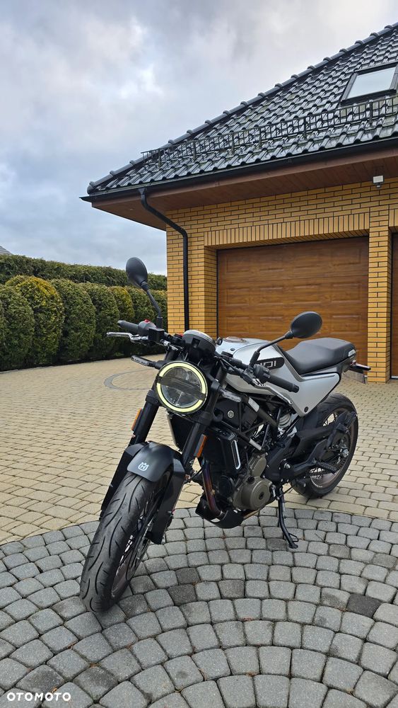 Husqvarna Vitpilen - 16