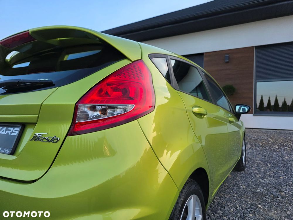 Ford Fiesta 1.25 Trend - 16