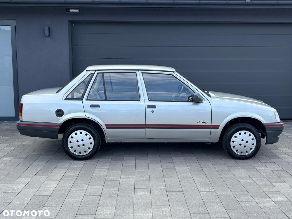 Opel Corsa 1.2 ST Swing - 5